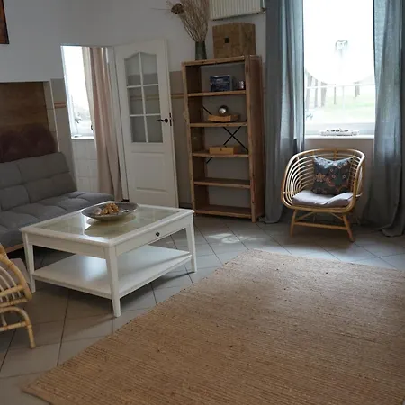 Thula - In Ambrosian Apartament